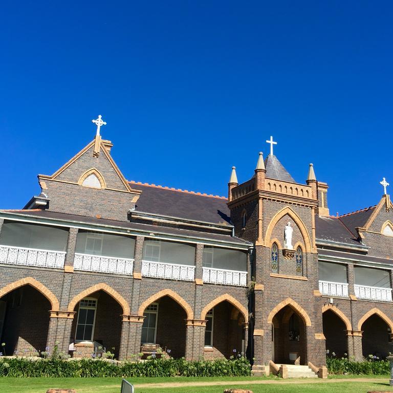 The Convent เกลน อินเนส ภายนอก รูปภาพ